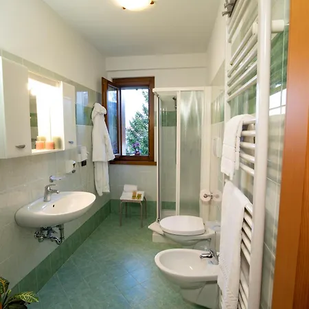 Panorama מלון דירות 4*